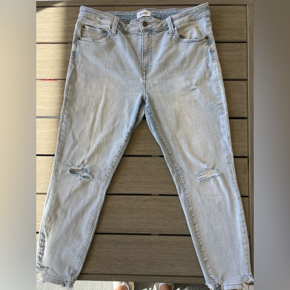 Pistola Light Wash Distressed Skinny Jeans Size 32 Raw Hem Petite Friendly
